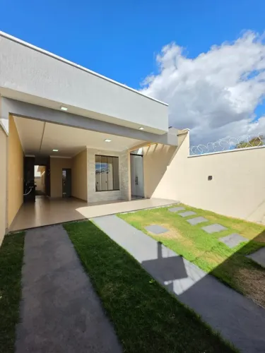 EXCELENTE CASA NO RESIDENCIAL PETRÓPOLIS GOIÂNIA/GO
