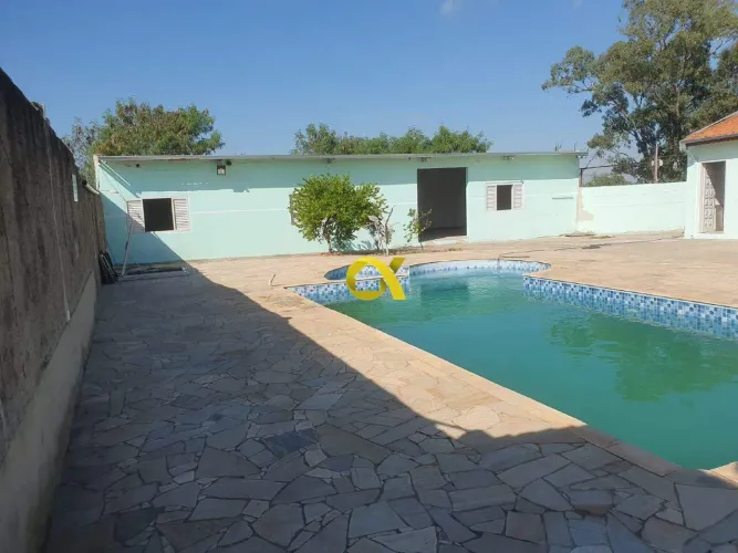 chacara para locaçao no bairro Godinhos com piscina