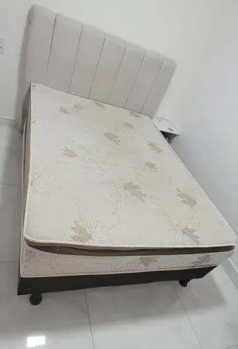 Cama Box tamanho casal