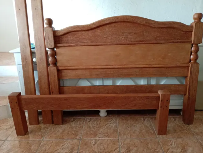 Cama casal madeira