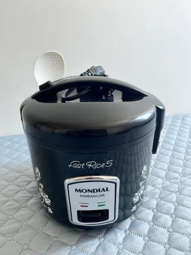 Panela elétrica de arroz