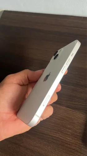 iPhone 13, 128 GB, branco.