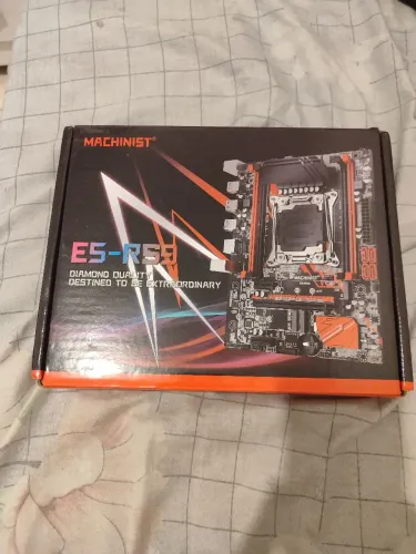 Placa mãe Machinist RS9 X99, boa pra processadores Xeon