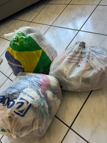 Roupa/ criança 2 anos  Doação 
