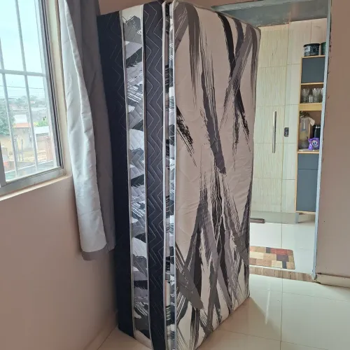 CAMA BOX SOLTEIRO COM COLCHÃO