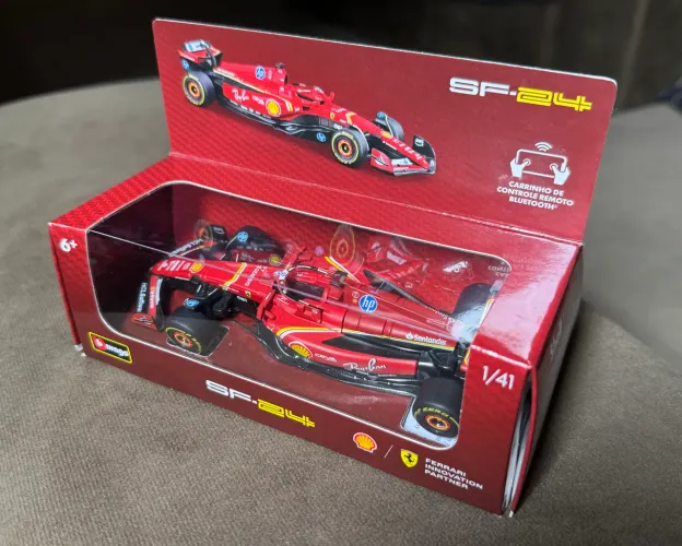 Fórmula 1 Ferrari SF-24 Shell Legends POSTOS SHELL