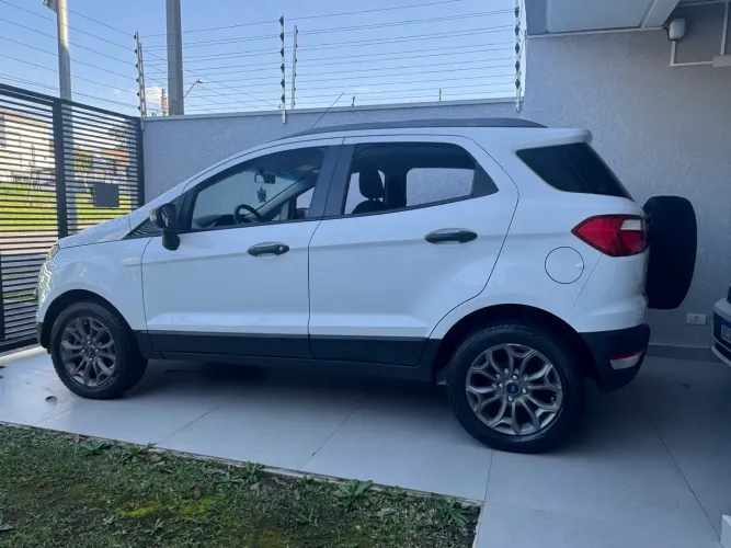 Ford Ecosport Freestyle 1.6 16V Flex 5P 2017