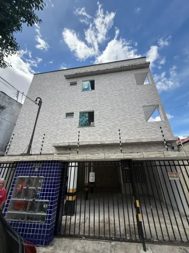 apto para alugar com 3 quartos com garagem no benfica