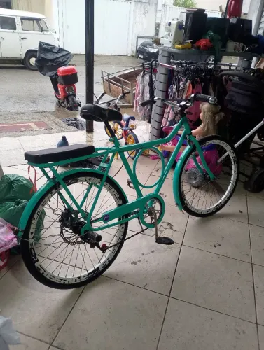 vendo bicicleta barra circular em ótimo estado