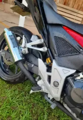 Escapamento esportivo Cb 300F pronto novo