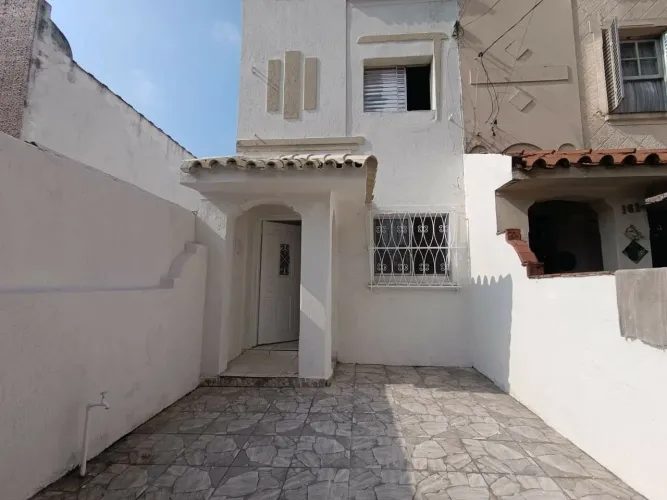 Sobrado com 2 dormitórios, aluga por R$ 2.400/mês na Vila Bertioga - São Paulo/SP - VP8630