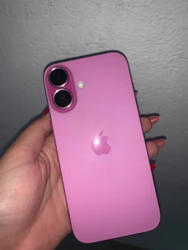 iPhone 16