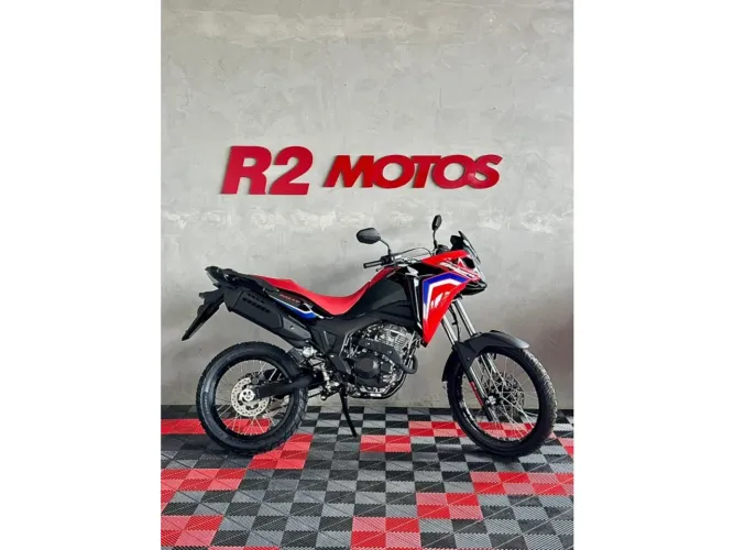 Honda Xre 300 sahara rally 2026