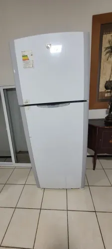 Geladeira GE Frost Free