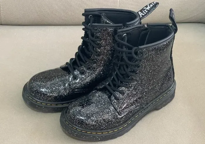  Botas infantis Dr. Martens 1460 J Cosmic Glitter