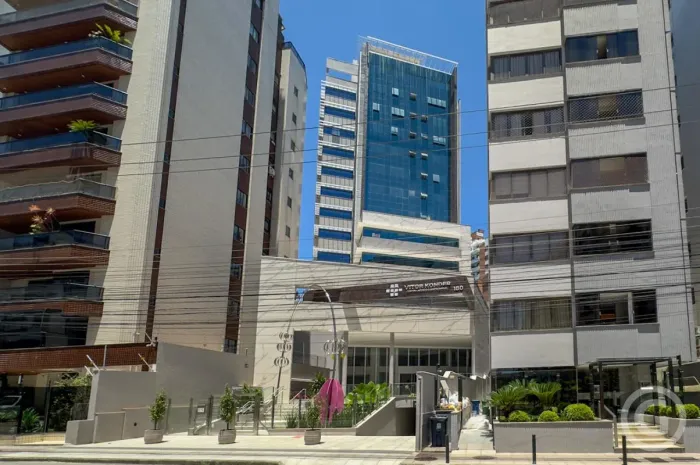 Vaga de garagem no Centro de Florianópolis: segurança e conveniência para seu veículo