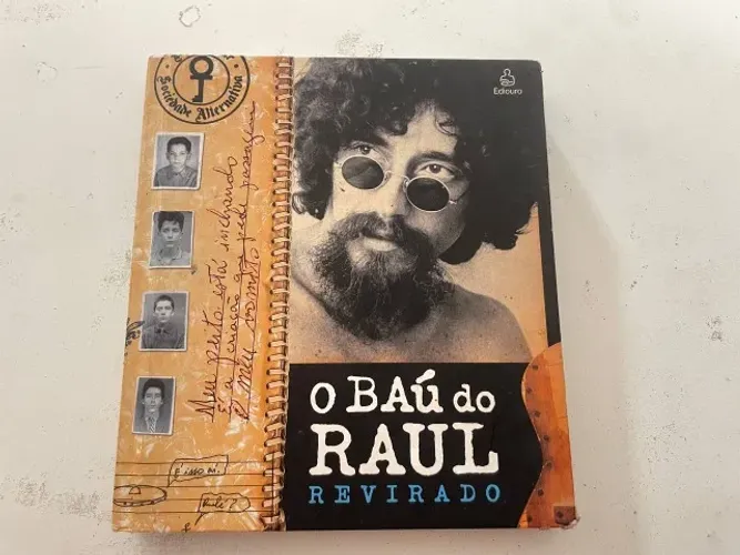 O BAÚ DO RAUL REVIRADO + CD ( INTEM DE COLECIONADOR)
