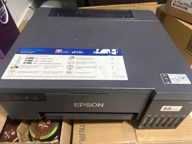 Impressora l8050 com defeito para retirar peças