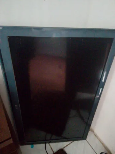 Tv pra retirada de peças 50 polegadas