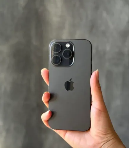 iPhone 15 pro 256gb preto 