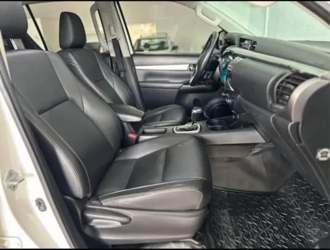 Toyota Hilux CD SRV 4X2 2.7 Flex 16V Aut. 2017