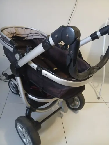 Carrinho de Bebê com Moisés 3 em 1 Dardara