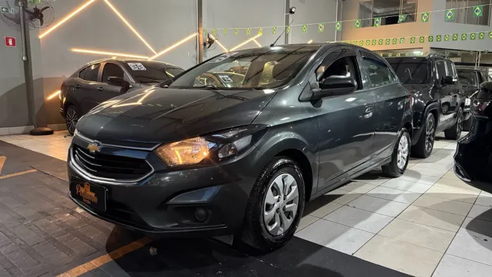 Chevrolet Onix Hatch LT 1.0 8V Flex Mec. 4P 2018