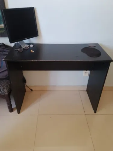 Mesa de Escritório - 1,00 m x 47 cm