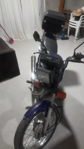 Vendo ou troco por carro