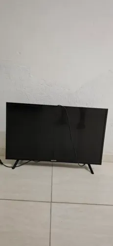TV SEMP 32 " com defeito no display