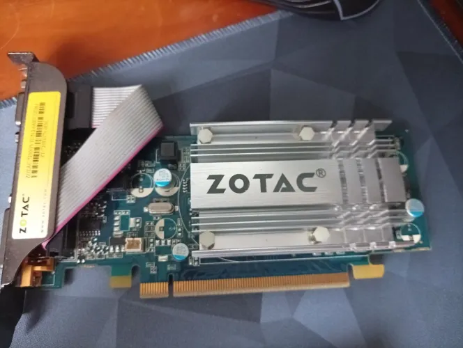 Zotac 7200GS DDR2 antiga