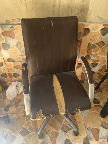 Cadeira de escritório, apenas troca o revestimento