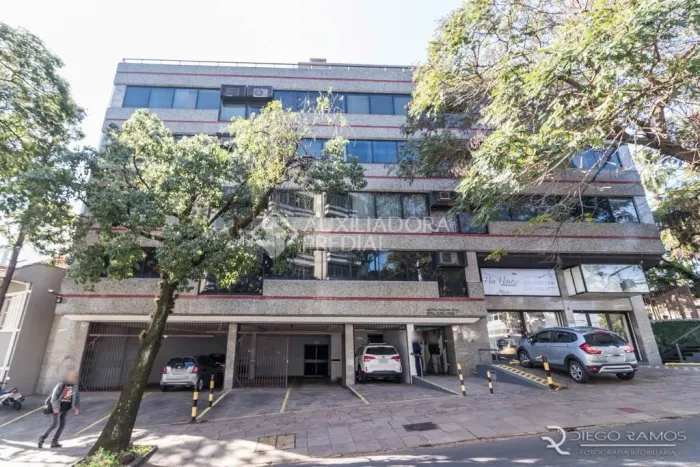 Sala Comercial para Locação na Av. Montenegro - 40m² | Próx. Protásio Alves