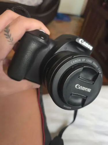Canon EOS Rebel SL3 + Lente18-55 + Lente 50mm