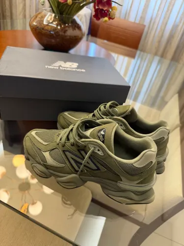 Tênis new balance 9060