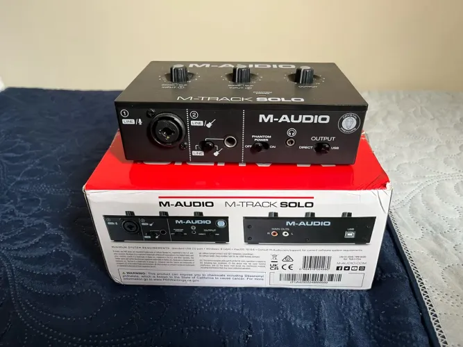 Interface De Áudio M-Track Solo