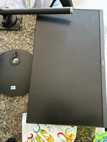 Monitor Acer para concerto ou reaproveitamento