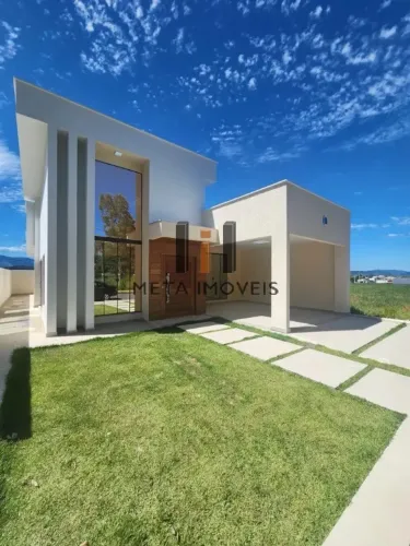 CASA RESIDENCIAL em PORTO REAL - RJ, Colinas