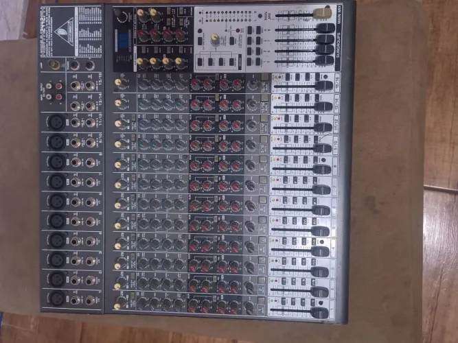 Mesa xenyx 2442