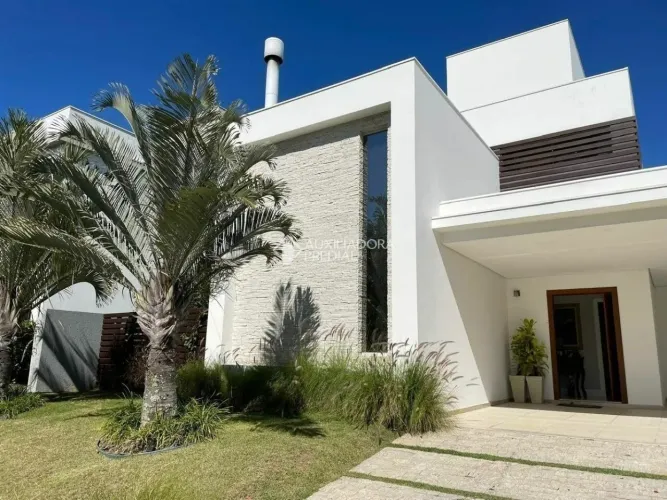 Casa de alto padrão no Condomínio Quinta dos Açores | Rio Tavares - Florianópolis