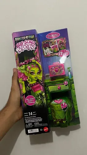 VENUS SELF SCARE lacrada monster high