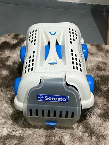 Caixa transporte pet semi nova