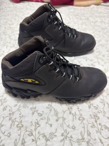 Bota de couro original