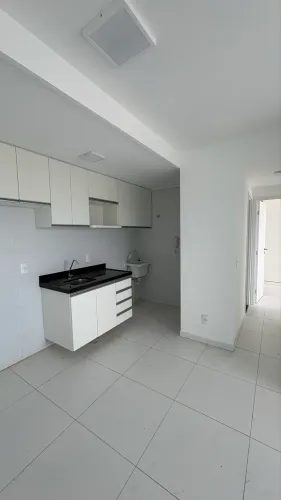 Apartamento 2 Quartos c/ Suíte - Andar Alto - Taxas Inclusas