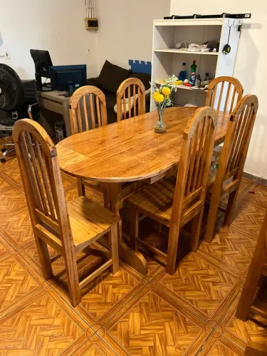 Mesa de jantar Madeira maciça oval 6 lugares de fábrica nova. Entregamos