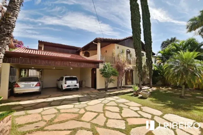 SHIN QL 05 - Casa Mobiliada 5 Suítes Lago Norte Brasília para Alugar