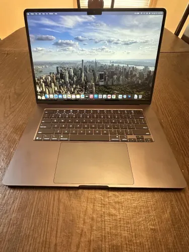 MacBook Air M4