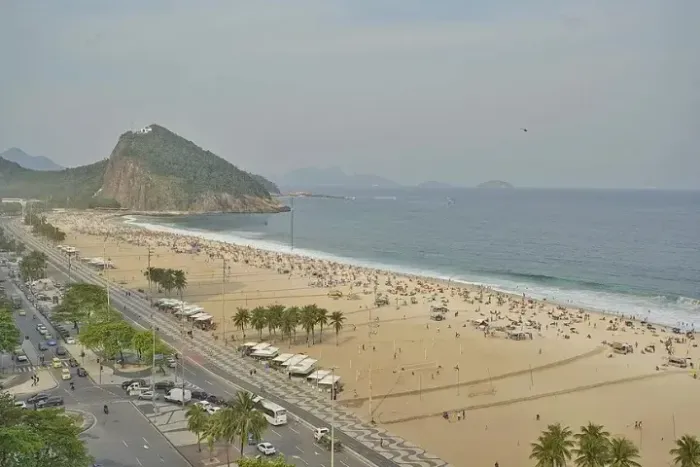 Apartamento para venda tem 400 metros quadrados com 4 quartos em Copacabana - Rio de Janei