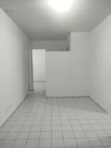 casa com 2/4 condomínio Sinai 2