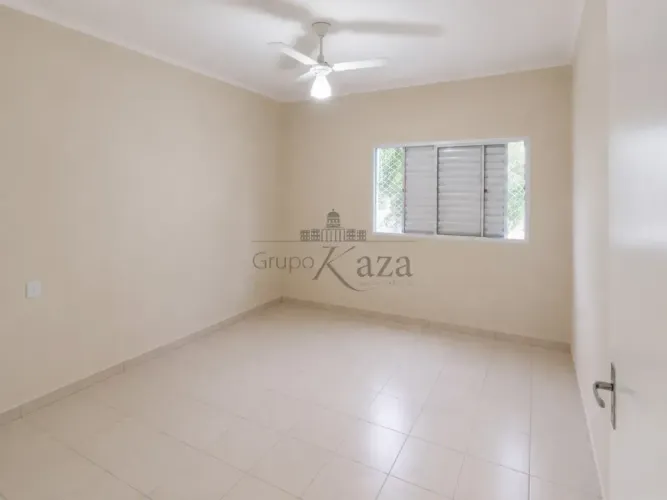 Imóvel para aluguel com 52 metros quadrados com 2 quartos